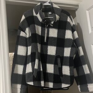 Old Navy Black and White Sherpa Pullover
